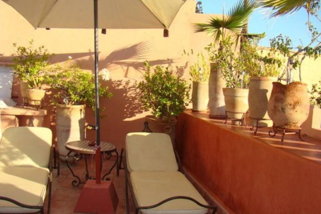 Emplacement N°1 ! Riad Ica Villa Marrakesh Exterior foto